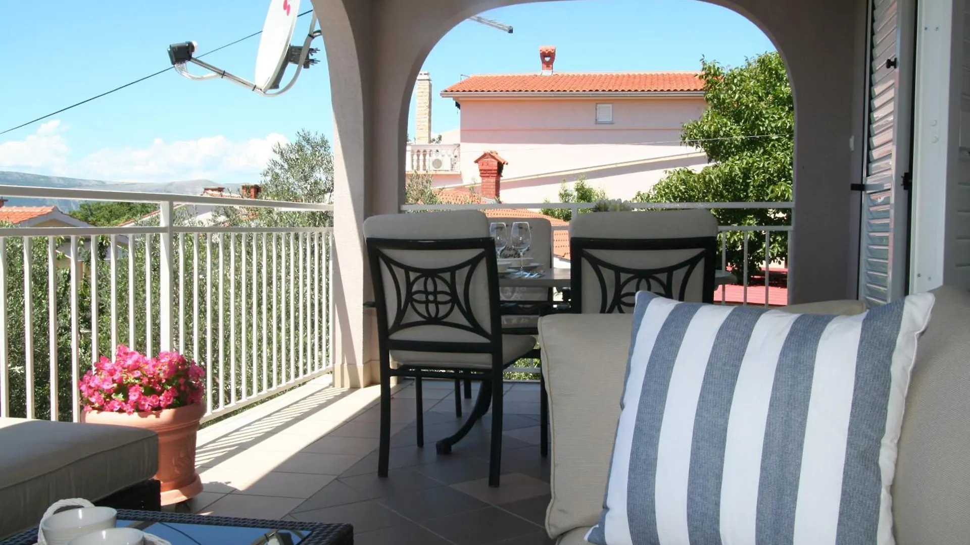 Apartments Soldo Pinezići