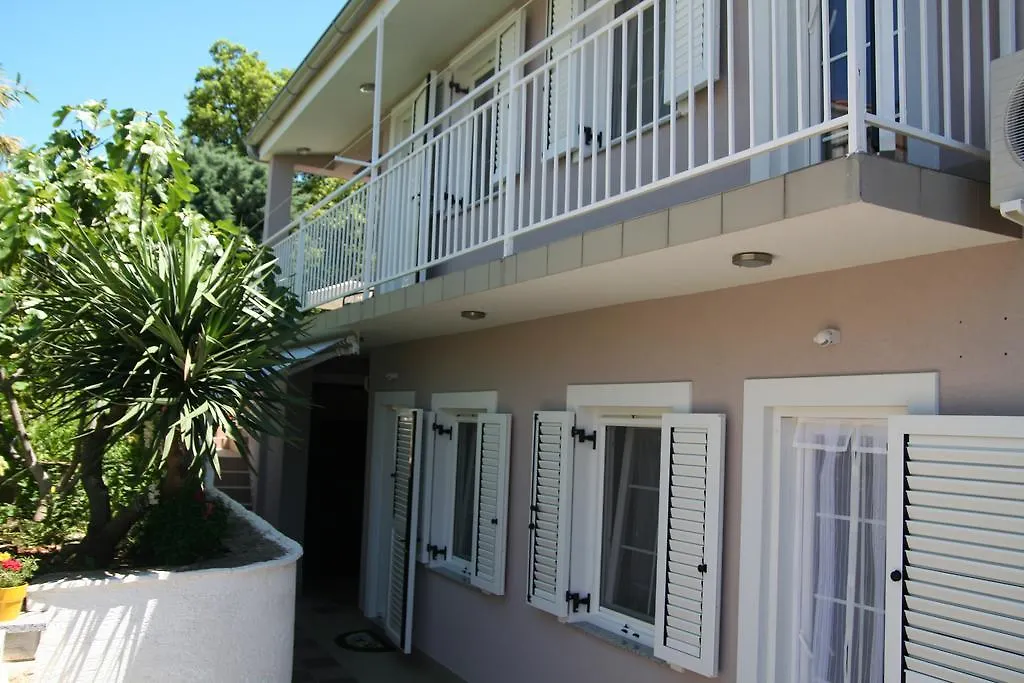 Apartments Soldo Pinezići